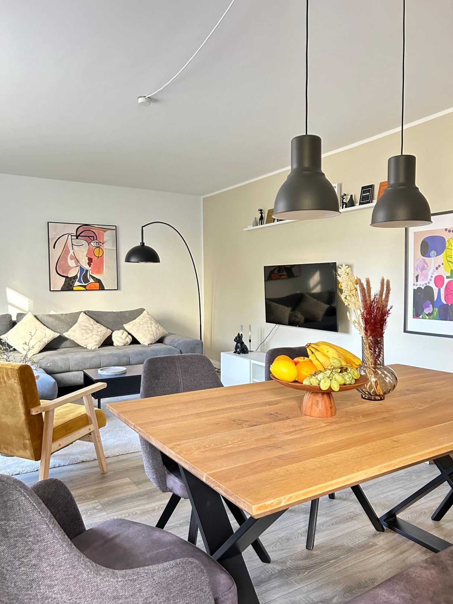 Modernes Designer-Apartment Fuer 7 Gaeste - 80Qm In Zentraler Lage, Self-Check-In Karlsruhe Luaran gambar