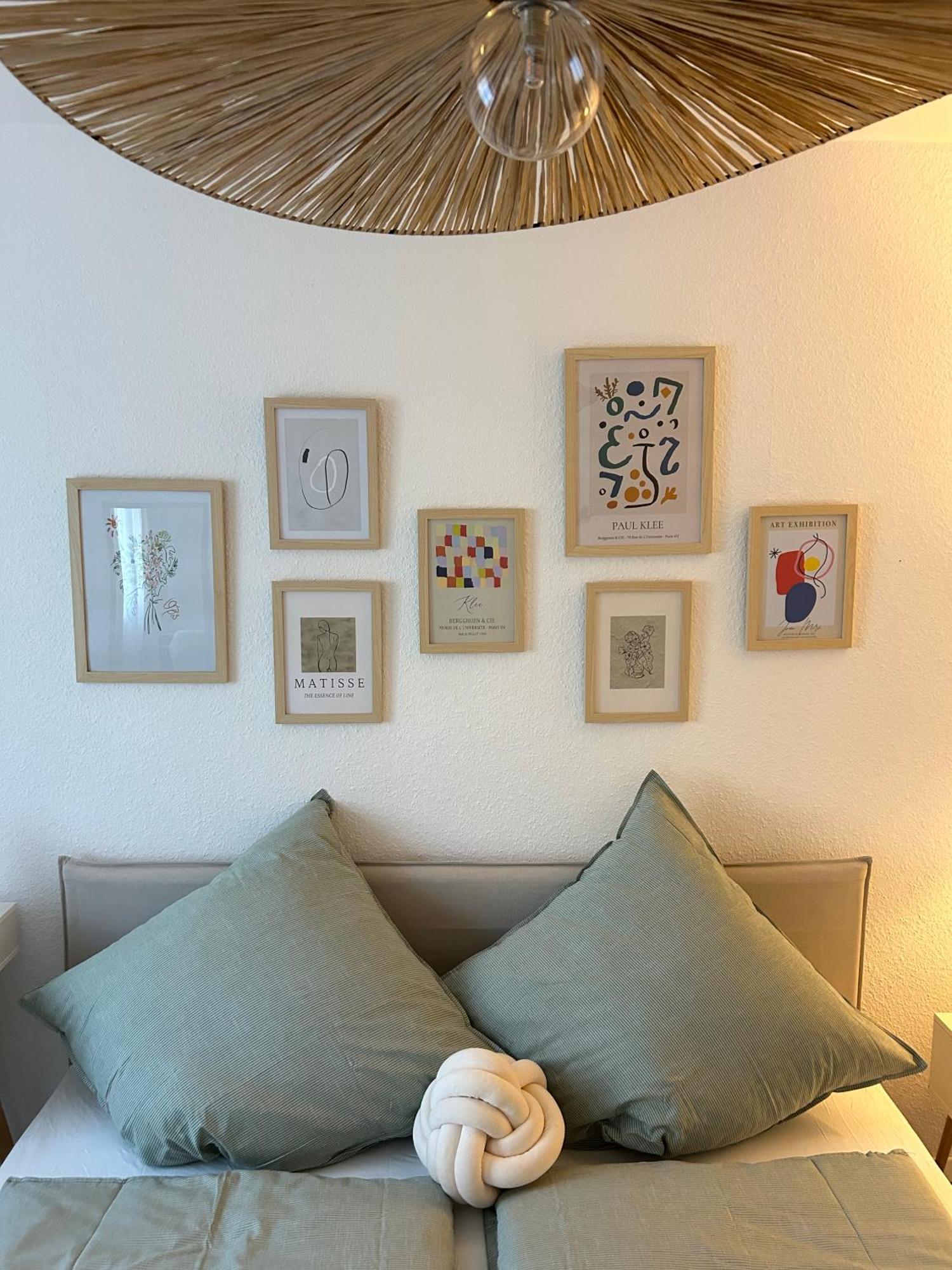 Modernes Designer-Apartment Fuer 7 Gaeste - 80Qm In Zentraler Lage, Self-Check-In Karlsruhe Luaran gambar
